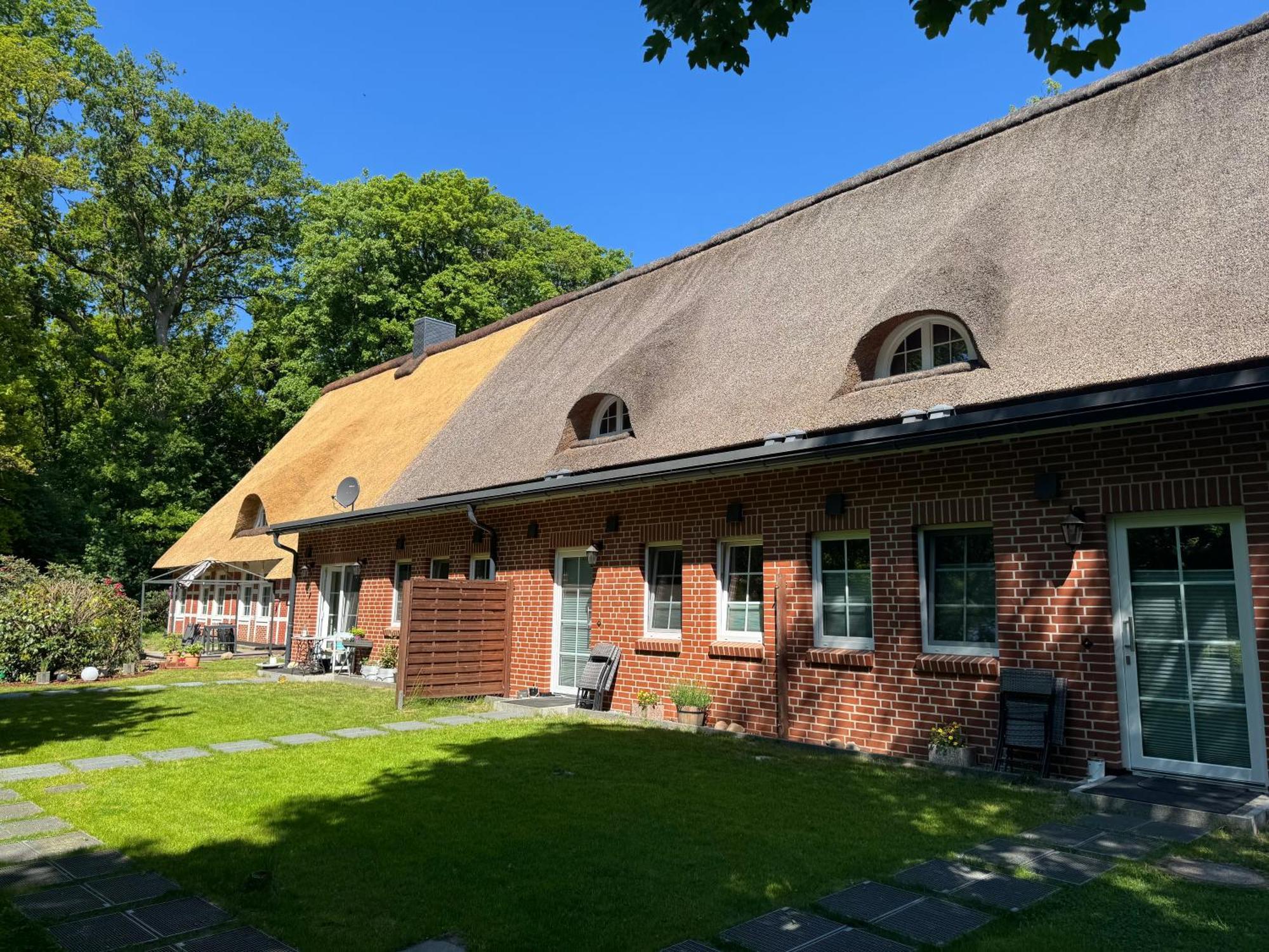 Ferienwohnungen Unter Den Eichen Stade Bagian luar foto
